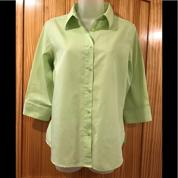 🎉4 Tops For $25🎉Like New-Light Lime Green Blouse - Picture 1 of 8
